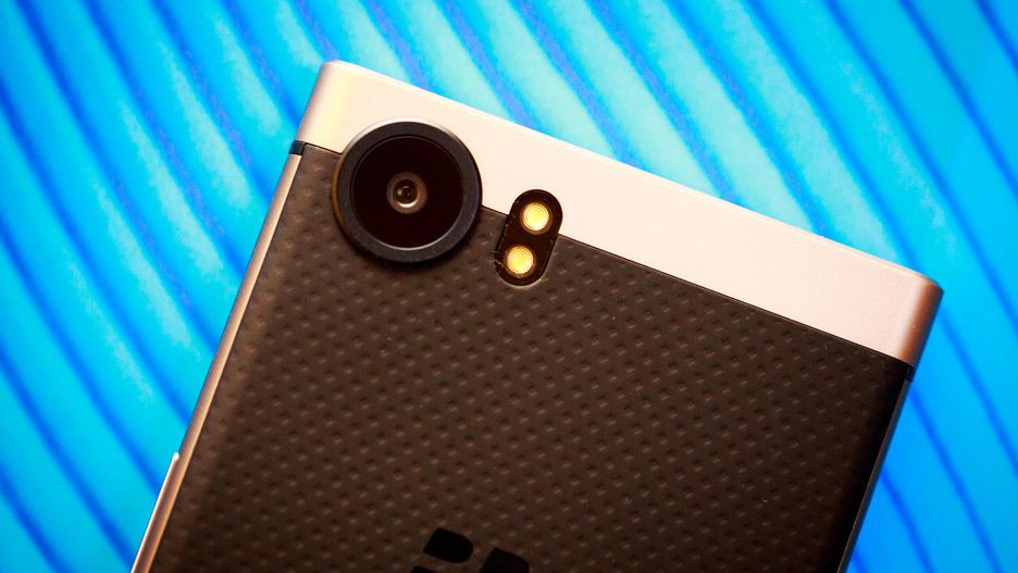 Loạt smartphone vừa trình làng đầu 2018